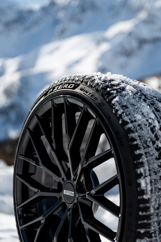 Foto: Pirelli - Auch sportliche Winterreifen auf schicken Felgen sind heute keine Seltenheit mehr
