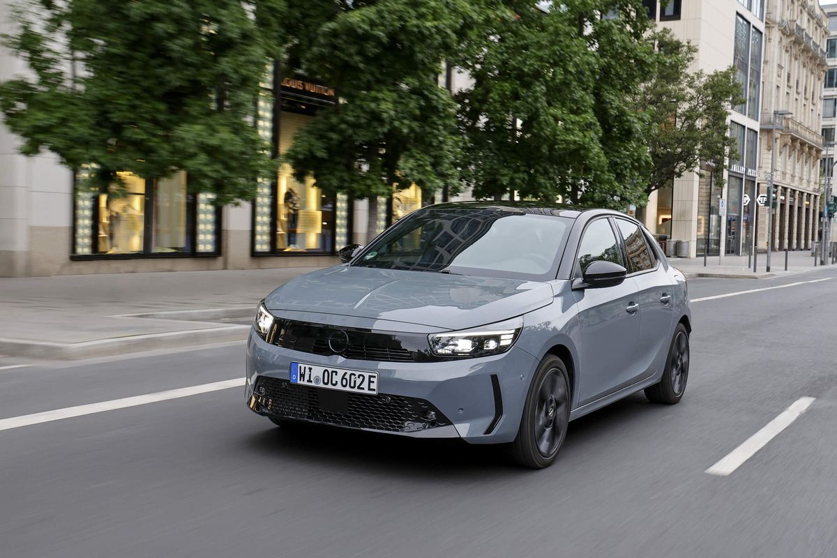 Foto: Opel - Die Kosten für Kleinwagen wie etwa dem Opel Corsa haben sich in Deutschland seit 2012 annähernd verdoppelt